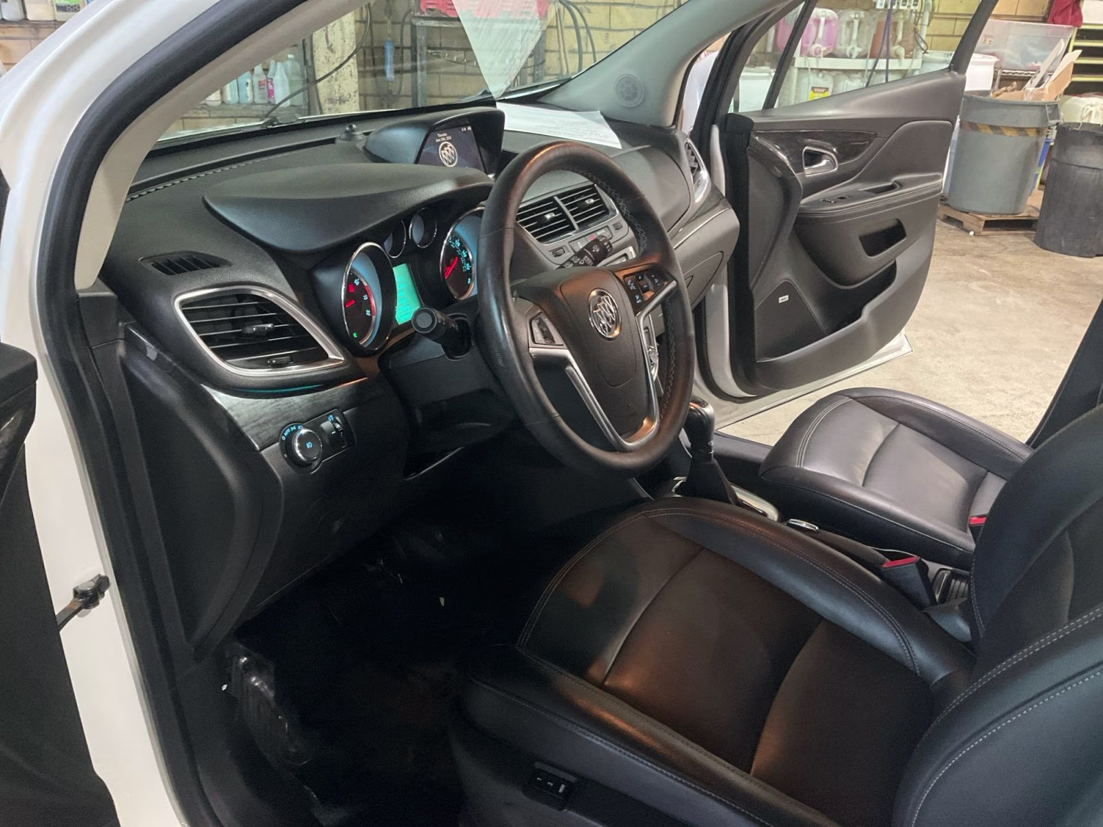 2015 White Pearl Metallic Buick Encore Premium AWD SUV