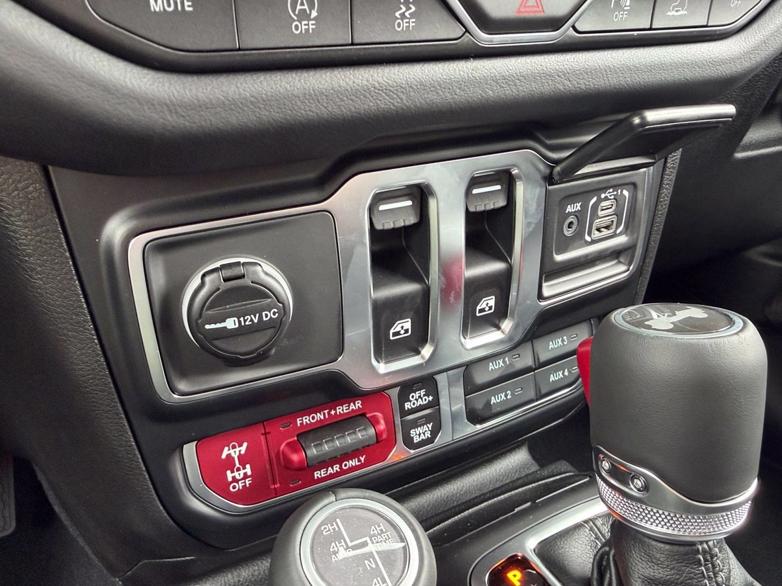 2026 Bright White Clearcoat Jeep Wrangler Rubicon X 4X4 SUV