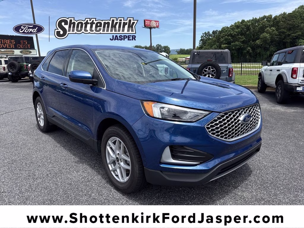 2024 Blue Metallic Ford Edge SEL AWD SUV