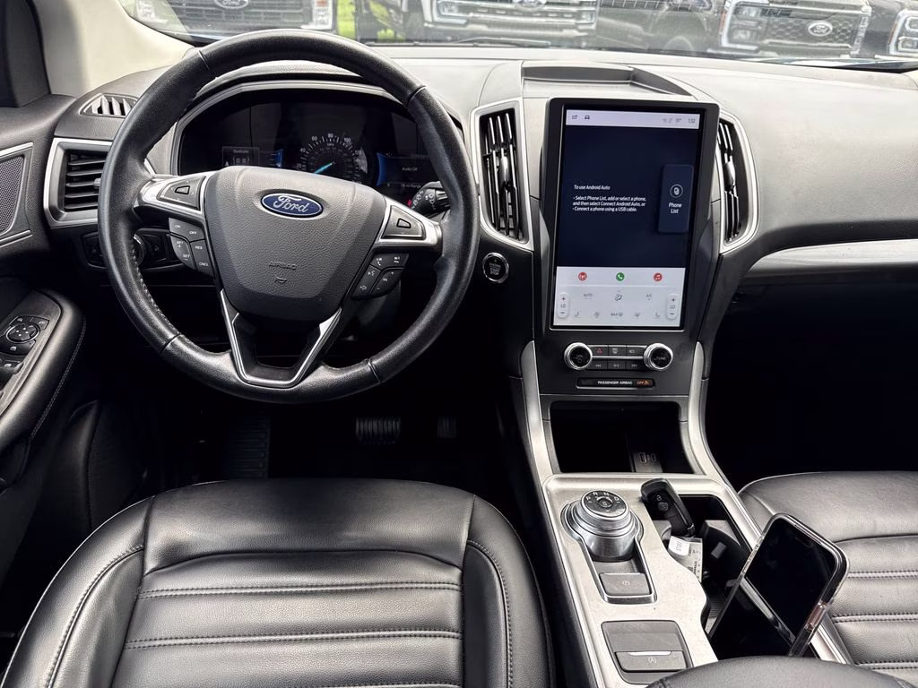 2024 Blue Metallic Ford Edge SEL AWD SUV
