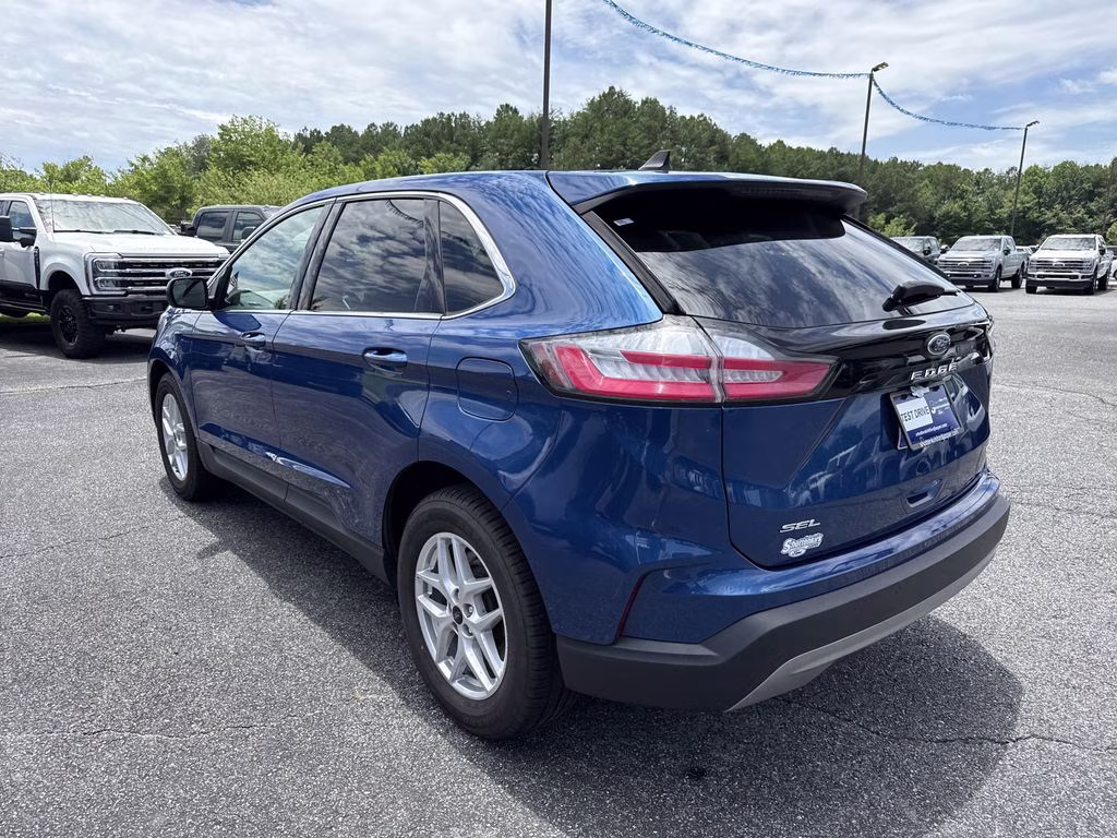 2024 Blue Metallic Ford Edge SEL AWD SUV