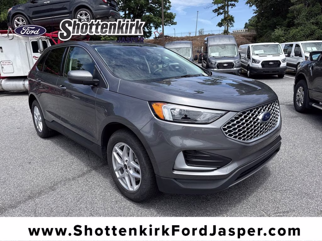 2024 Gray Metallic Ford Edge SEL AWD SUV