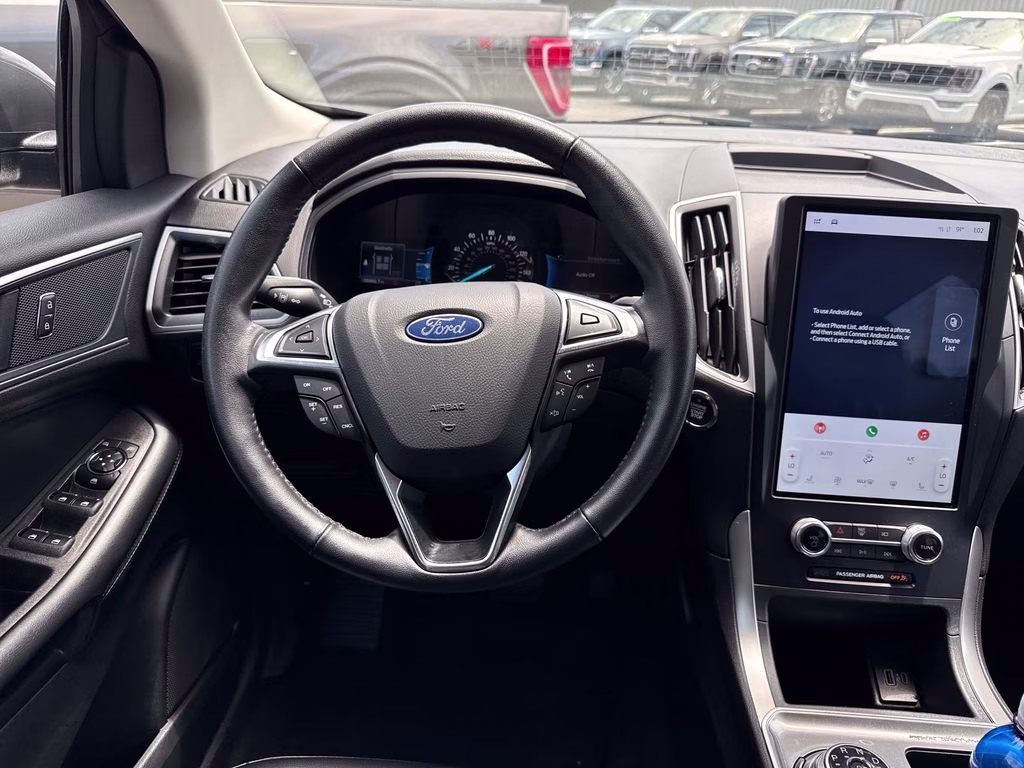 2024 Gray Metallic Ford Edge SEL AWD SUV