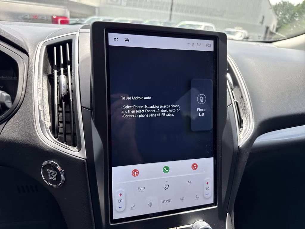 2024 Gray Metallic Ford Edge SEL AWD SUV