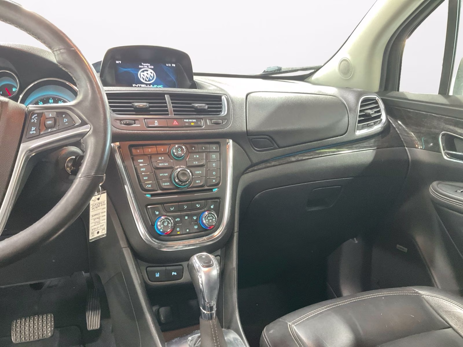 2015 White Pearl Metallic Buick Encore Premium AWD SUV