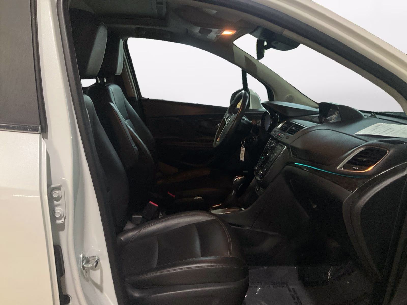 2015 White Pearl Metallic Buick Encore Premium AWD SUV