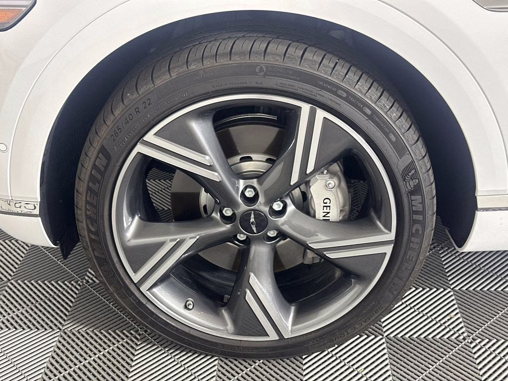 2025 Uyuni White Genesis GV80 3.5T Prestige AWD SUV
