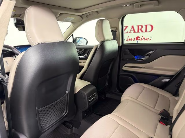 2025 White Metallic Lincoln Corsair Plug-In Hybrid Grand Touring AWD SUV