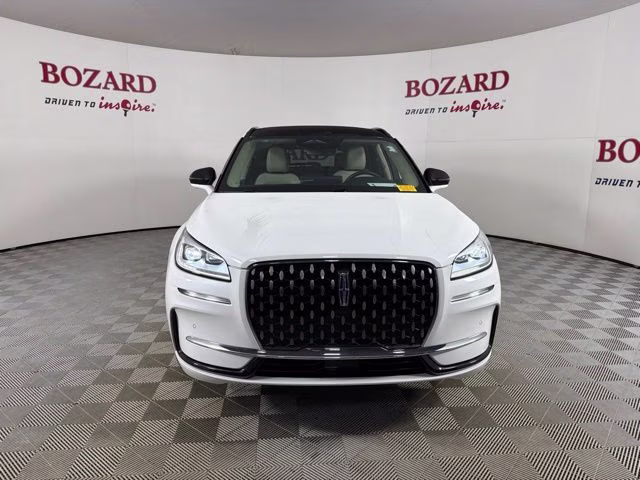 2025 White Metallic Lincoln Corsair Plug-In Hybrid Grand Touring AWD SUV