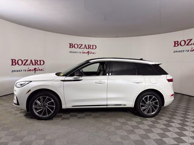 2025 White Metallic Lincoln Corsair Plug-In Hybrid Grand Touring AWD SUV