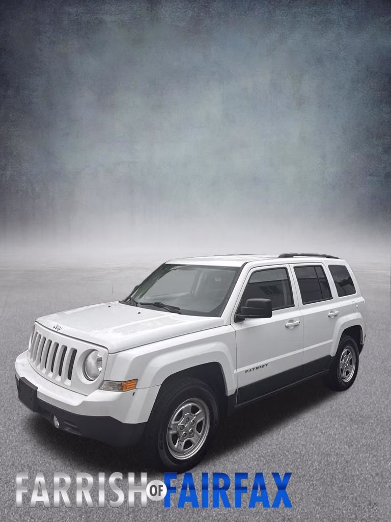 2016 Bright White Clearcoat Jeep Patriot Sport 4X4 SUV