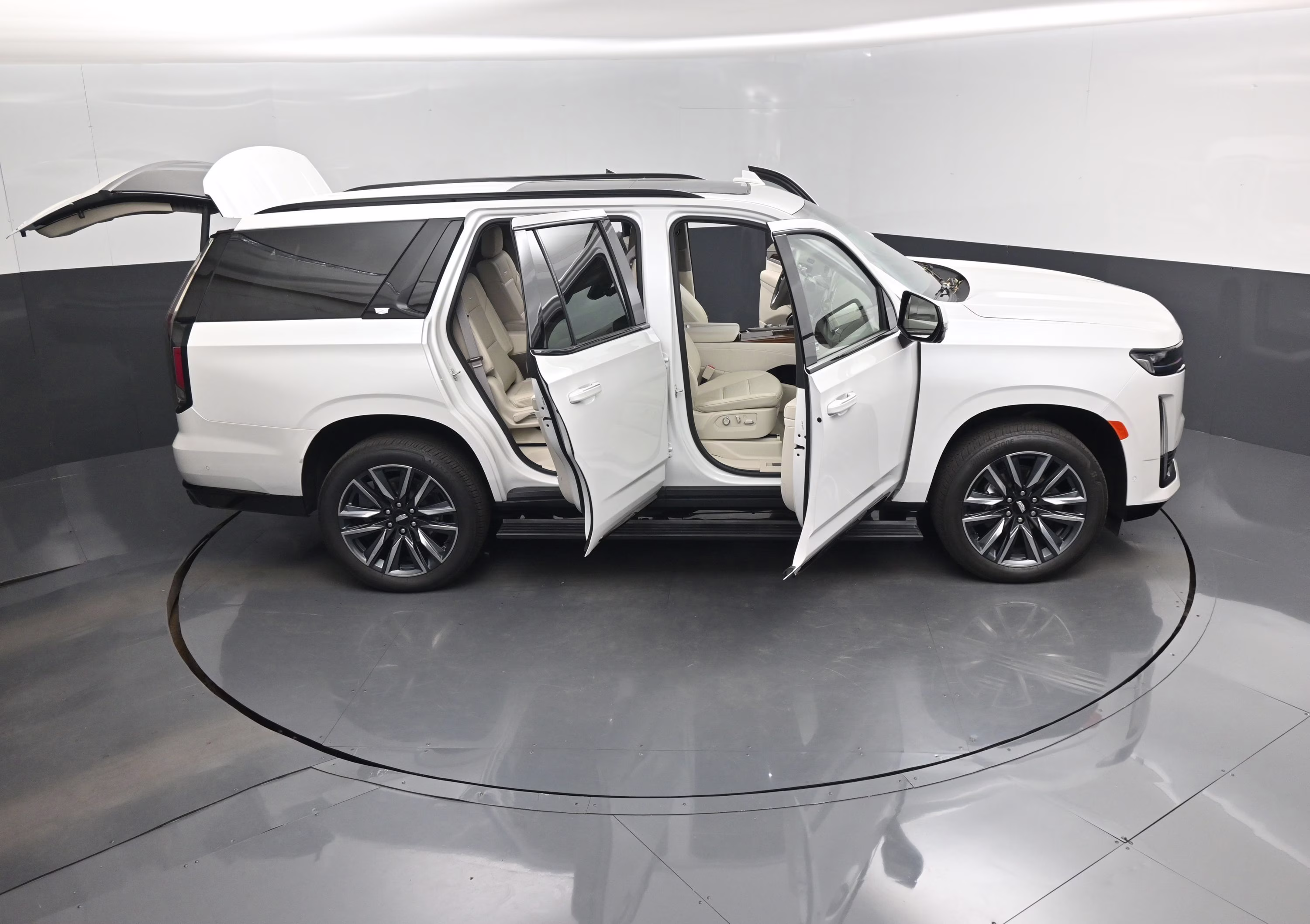 2024 Crystal White Tricoat Cadillac Escalade Sport Platinum RWD SUV