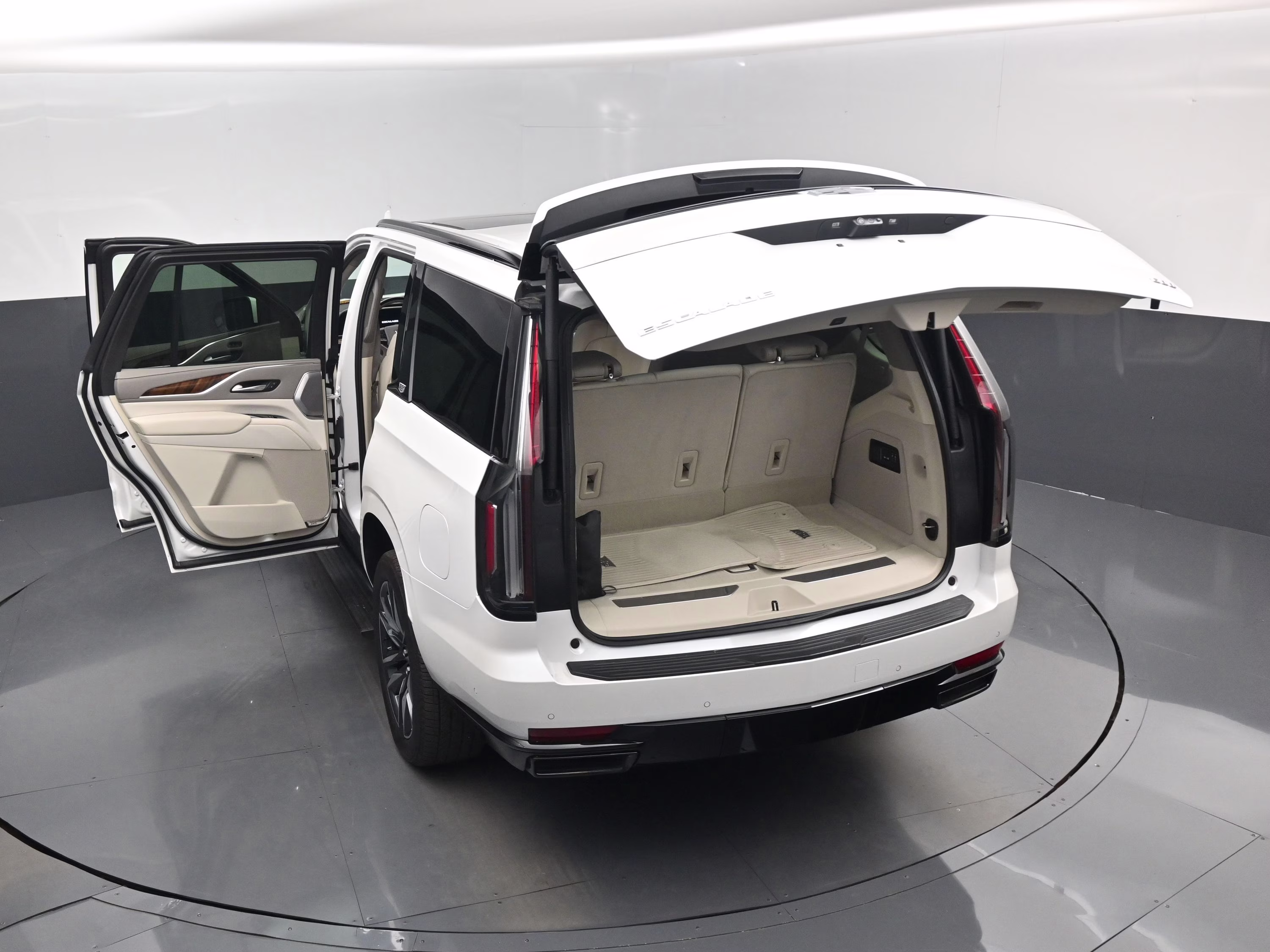 2024 Crystal White Tricoat Cadillac Escalade Sport Platinum RWD SUV
