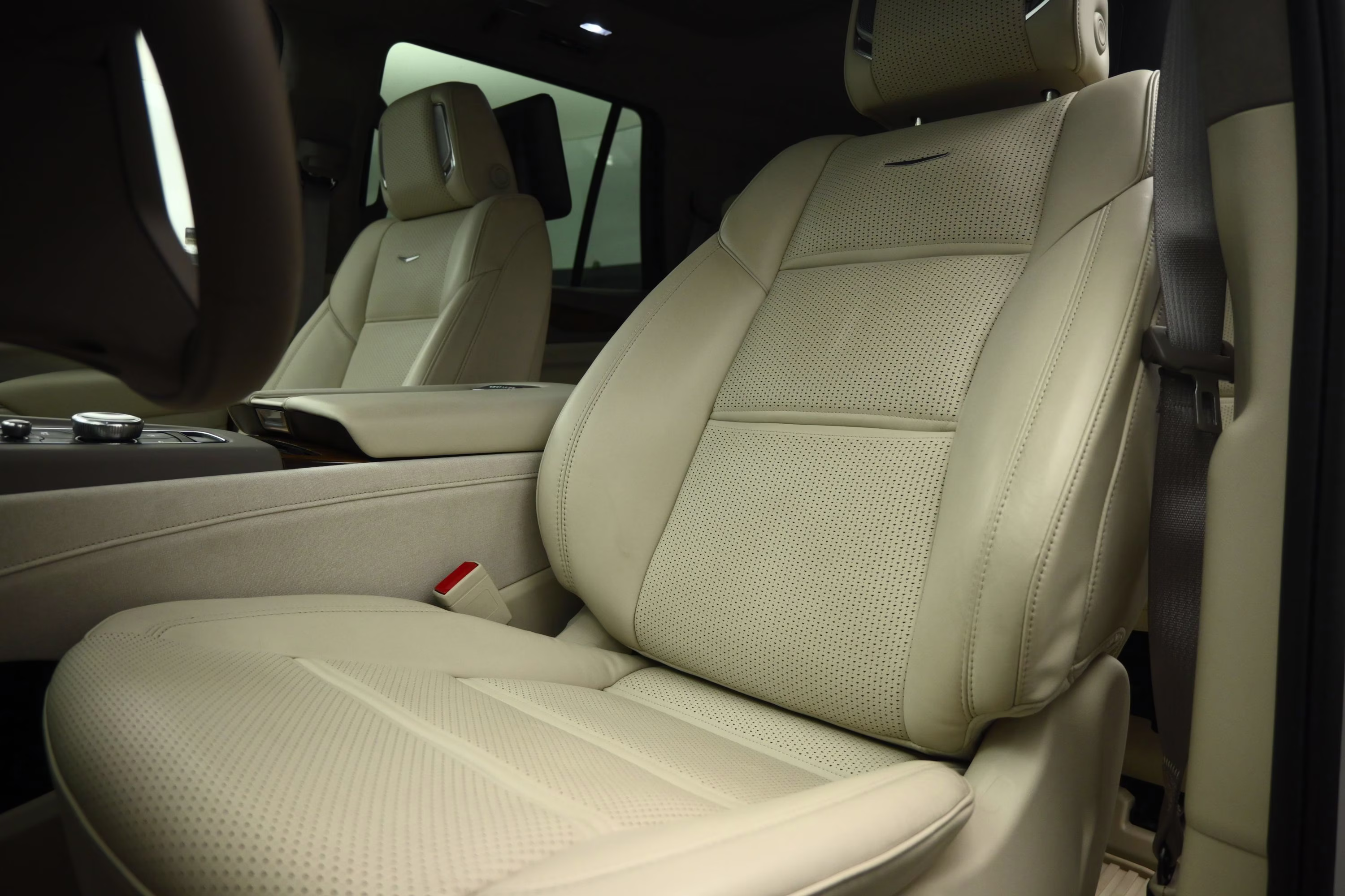 2024 Crystal White Tricoat Cadillac Escalade Sport Platinum RWD SUV