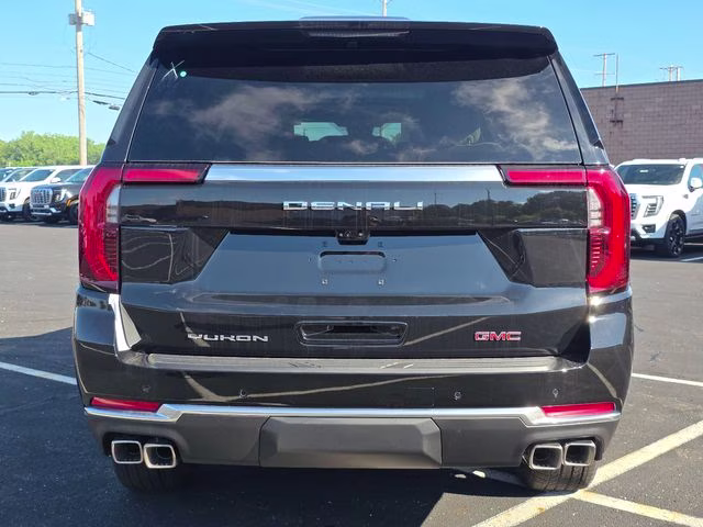 2026 Onyx Black GMC Yukon XL Denali 4X4 SUV