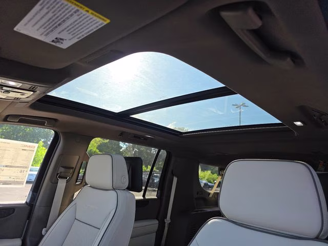 2026 Onyx Black GMC Yukon XL Denali 4X4 SUV