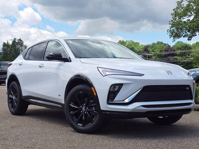 2026 Summit White Buick Envista Sport Touring FWD SUV