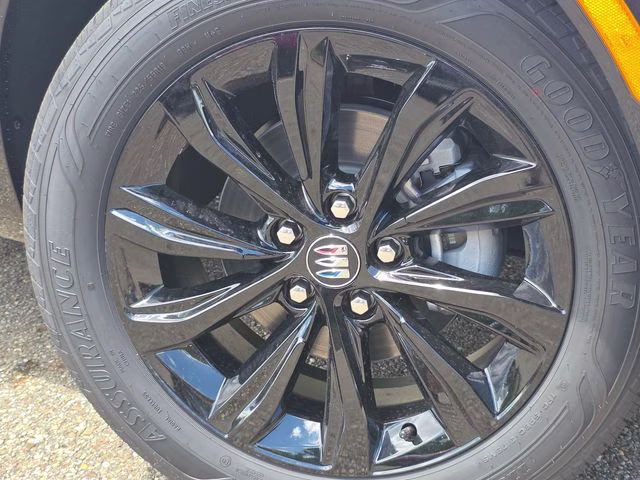 2026 Summit White Buick Envista Sport Touring FWD SUV