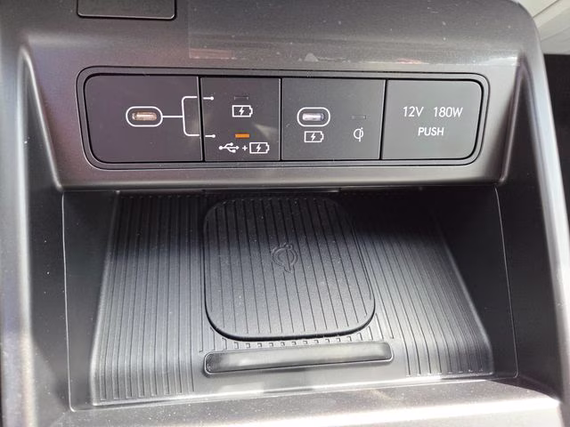 2026 Abyss Black Pearl Hyundai Kona SEL Premium AWD SUV