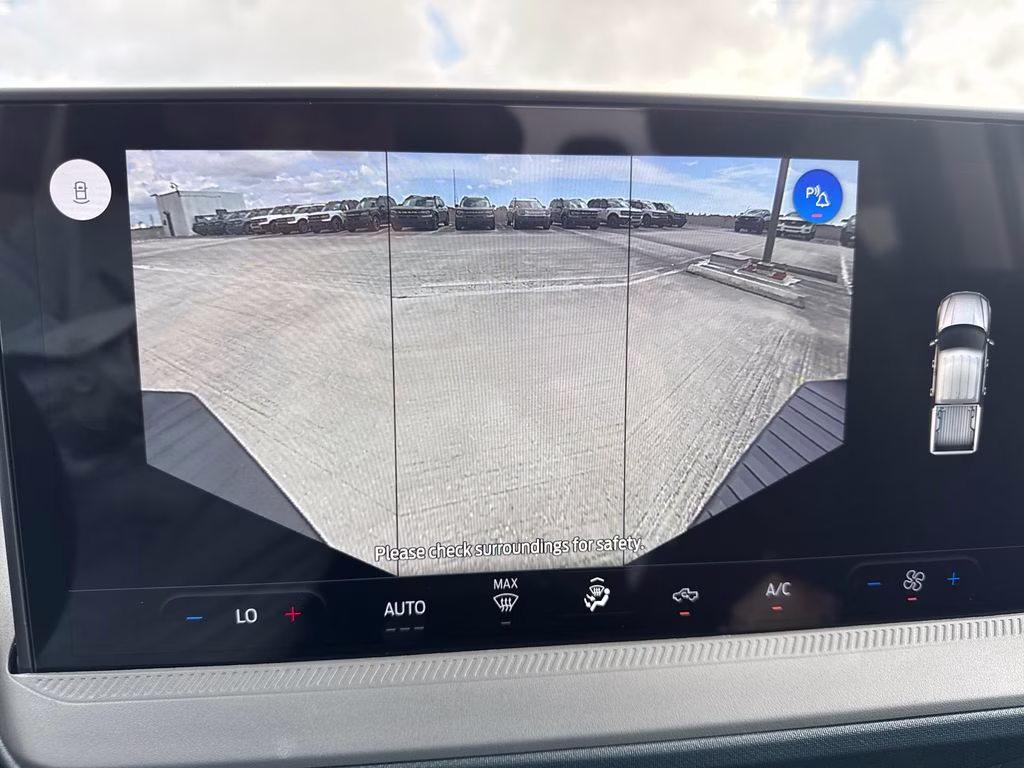 2026 Space White Metallic Ford Maverick XL FWD Truck