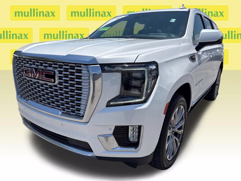 2021 White Frost Tricoat GMC Yukon Denali RWD SUV