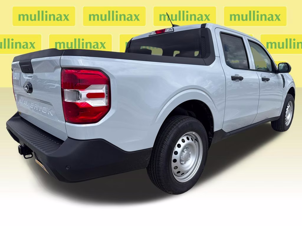 2026 Space White Metallic Ford Maverick XL FWD Truck
