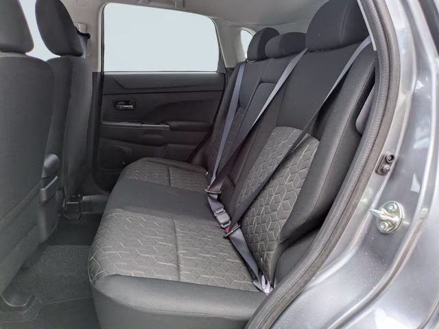 2026 Mercury Gray Metallic Mitsubishi Outlander Sport 2.0 LE 4X4 SUV