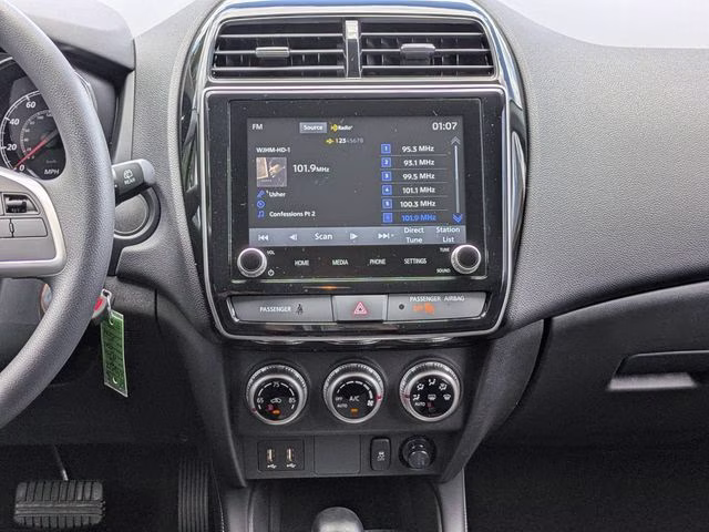 2026 Mercury Gray Metallic Mitsubishi Outlander Sport 2.0 LE 4X4 SUV