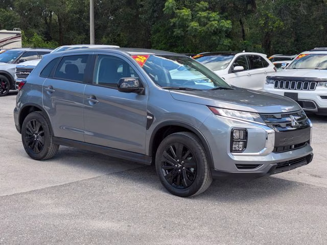 2026 Mercury Gray Metallic Mitsubishi Outlander Sport 2.0 LE 4X4 SUV