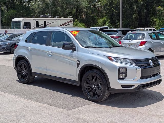 2026 Alloy Silver Metallic Mitsubishi Outlander Sport 2.0 LE 4X4 SUV