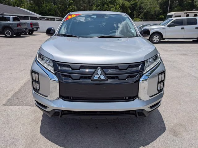 2026 Alloy Silver Metallic Mitsubishi Outlander Sport 2.0 LE 4X4 SUV