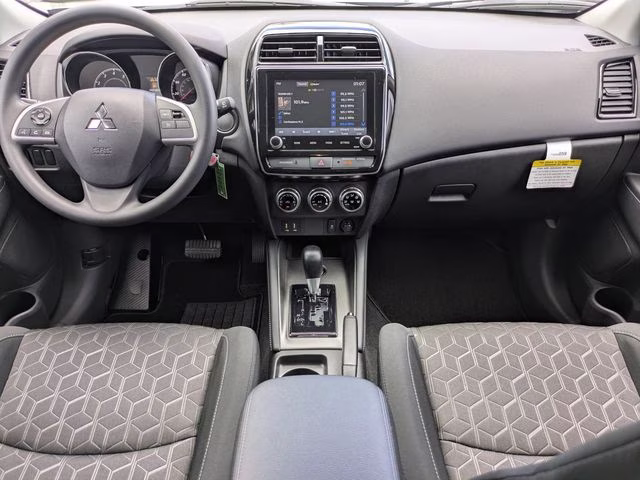 2026 Mercury Gray Metallic Mitsubishi Outlander Sport 2.0 LE 4X4 SUV
