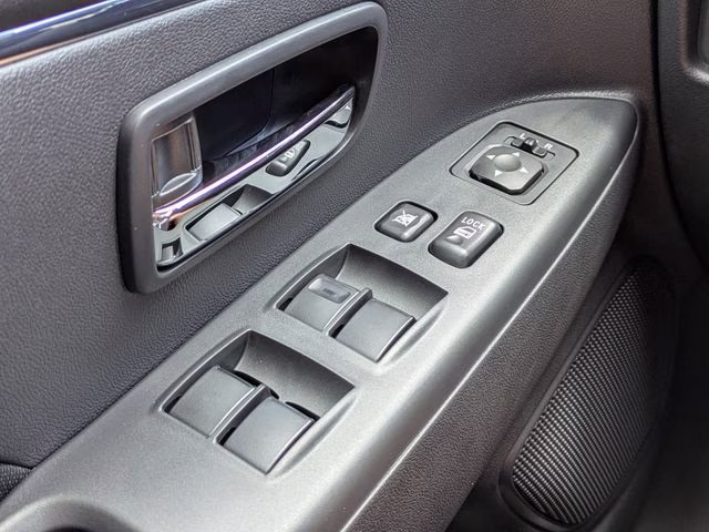2026 Mercury Gray Metallic Mitsubishi Outlander Sport 2.0 LE 4X4 SUV
