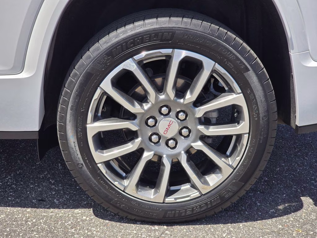 2023 Summit White GMC Acadia Denali AWD SUV