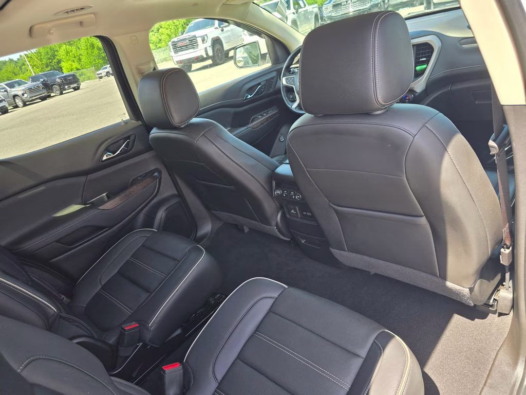 2023 Summit White GMC Acadia Denali AWD SUV