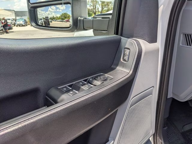 2026 Oxford White Ford Super Duty F-250 SRW XL 4X4 Truck