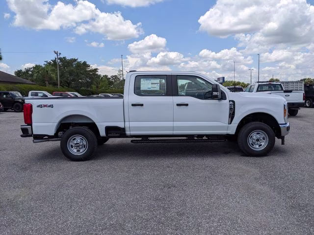 2026 Oxford White Ford Super Duty F-250 SRW XL 4X4 Truck
