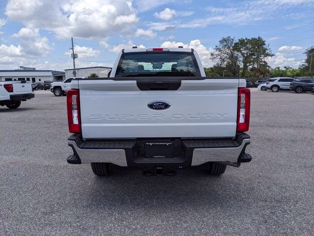 2026 Oxford White Ford Super Duty F-250 SRW XL 4X4 Truck