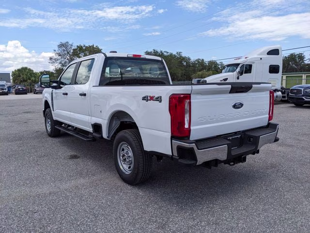 2026 Oxford White Ford Super Duty F-250 SRW XL 4X4 Truck