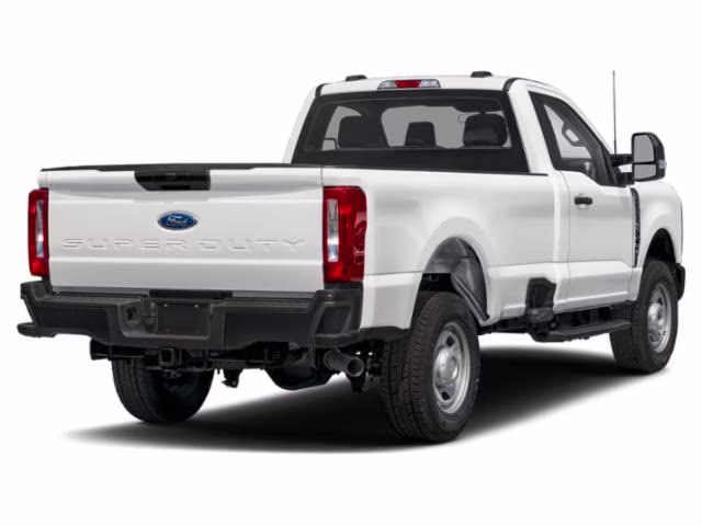 2026 Oxford White Ford Super Duty F-350 DRW XL 4X4 Truck
