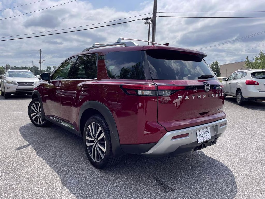 2022 Scarlet Ember Tintcoat Nissan Pathfinder Platinum FWD SUV