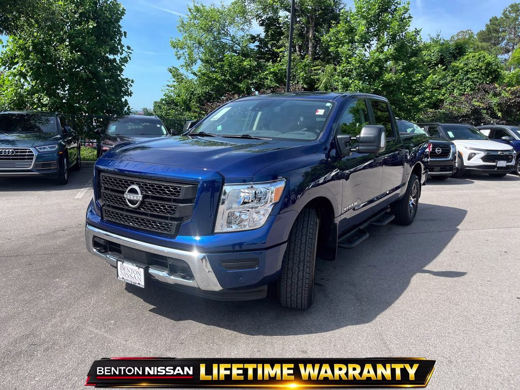 2024 Deep Blue Pearl Nissan Titan SV 4X4 Truck