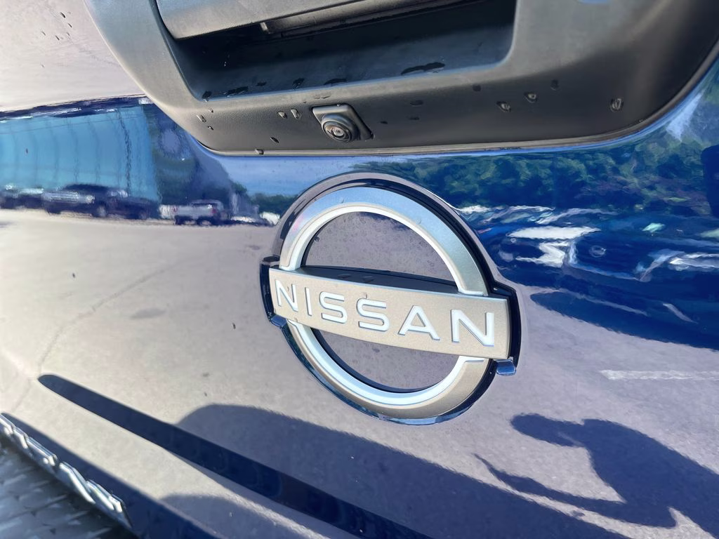 2024 Deep Blue Pearl Nissan Titan SV 4X4 Truck