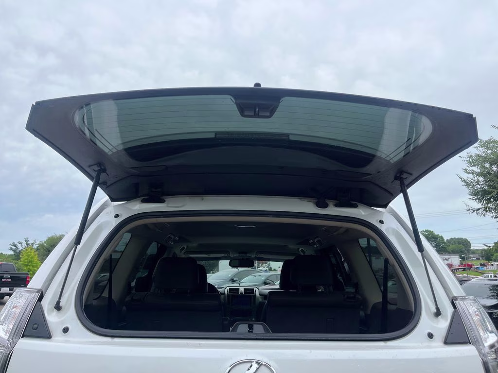 2017 Starfire Pearl Lexus GX 460 4X4 SUV