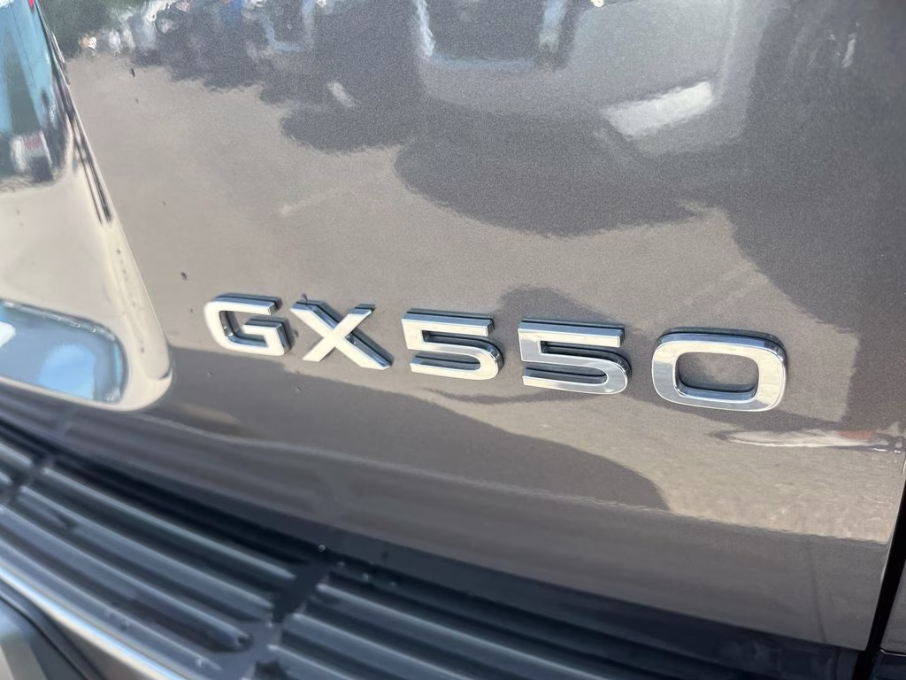 2024 Gray Pearl Lexus GX 550 Luxury 4X4 SUV