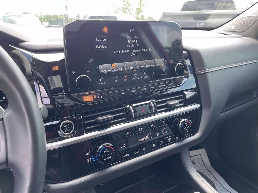 2022 Scarlet Ember Tintcoat Nissan Pathfinder Platinum FWD SUV