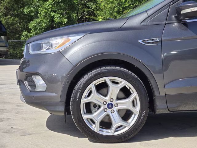2019 Magnetic Ford Escape Titanium FWD SUV