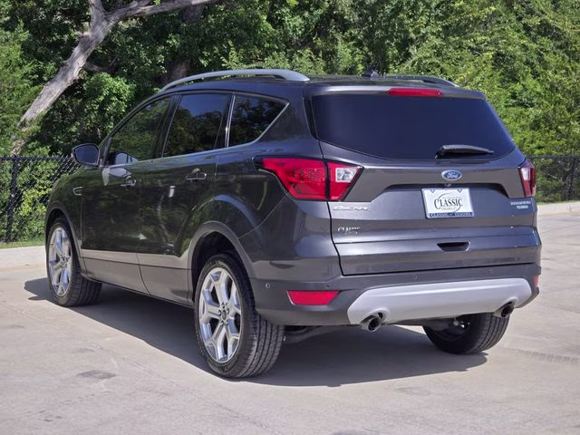 2019 Magnetic Ford Escape Titanium FWD SUV