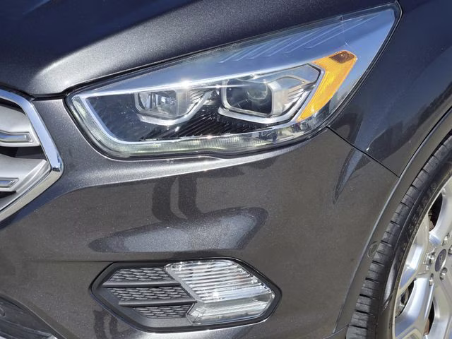 2019 Magnetic Ford Escape Titanium FWD SUV