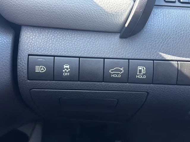 2020 Super White Toyota Camry LE FWD Sedan